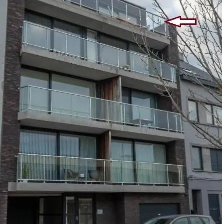 With Beautiful View, Private Parking And Two Large Terraces *