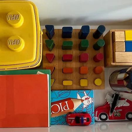 With Beautiful View, Private Parking And Two Large Terraces Appartement *