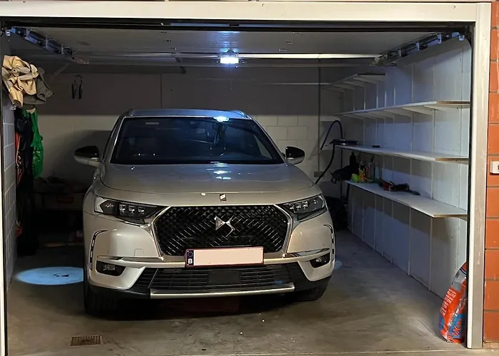 With Beautiful View, Private Parking And Two Large Terraces Ostend