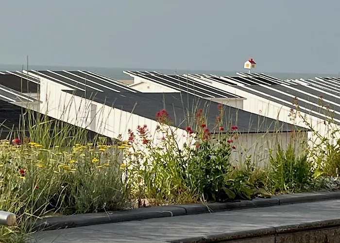 Apartment With Beautiful View, Private Parking And Two Large Terraces Ostend